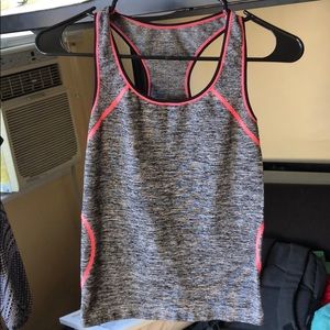 Workout tight tee!